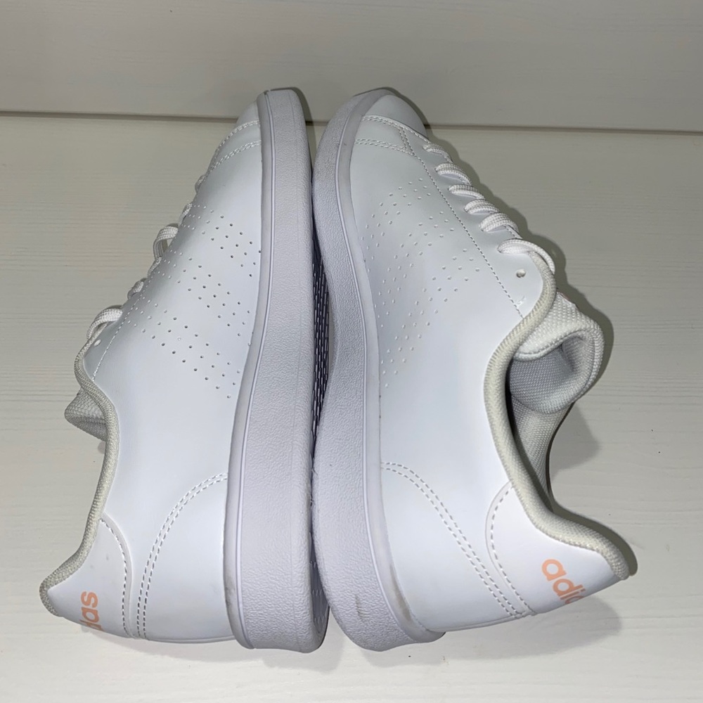 SOLD🛑adidas Advantage Base Women’s White Shoes - Picture 5 of 8
